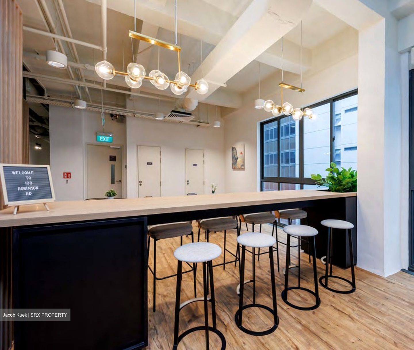 Finexis Building (D1), Office #487946451